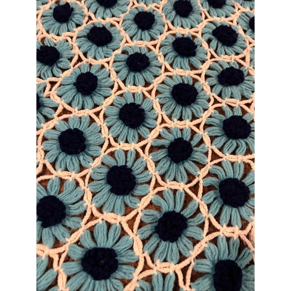 Vintage 3D Granny Daisy Chain Afghan Handmade Crochet Throw Blanket 70" X 95"